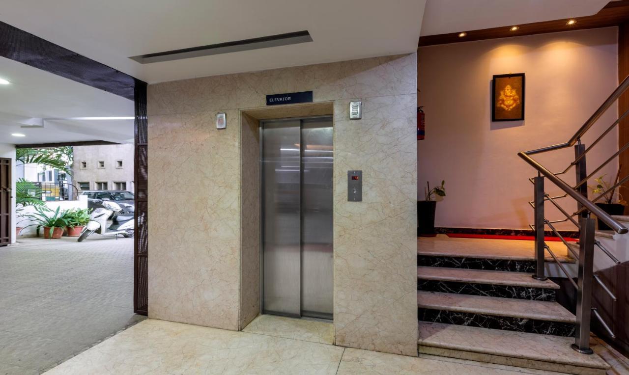 Itsy Hotels Hiland Suites Bangalore Exteriör bild